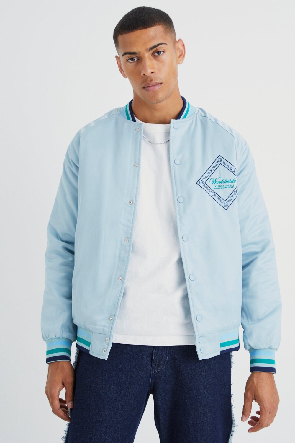 

Сувенирная куртка из атласа pour homme Boohoo, синий