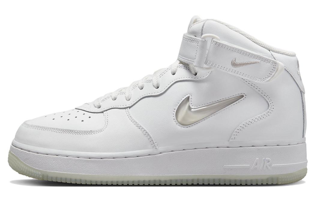 

Nike Air Force 1 Mid '07 Цвет месяца Summit White