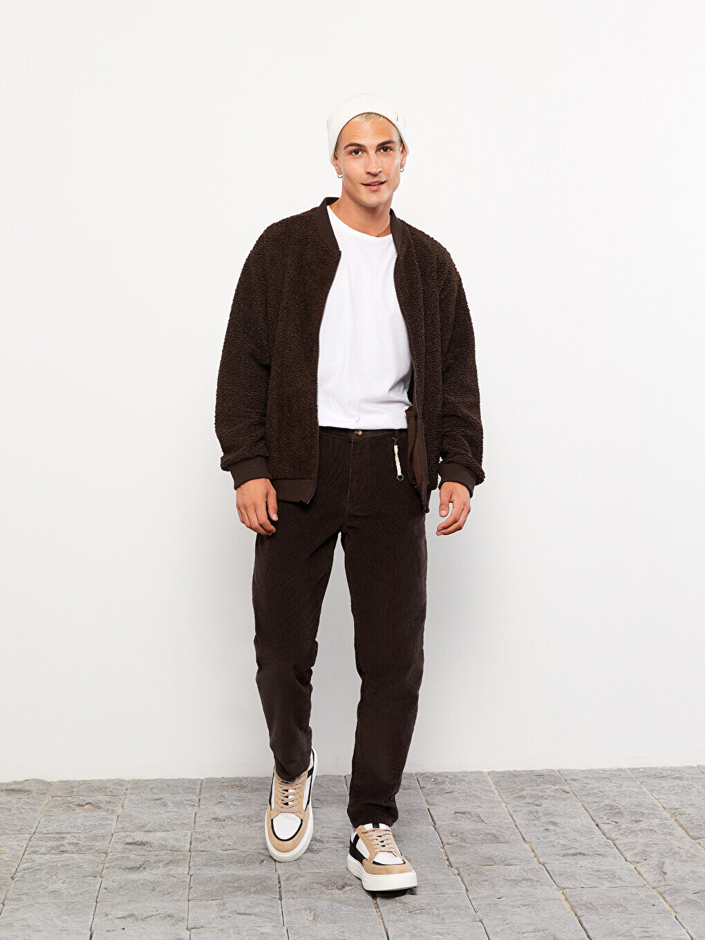 

Стандартные бархатные мужские брюки Mold LCW Casual, темно коричневый