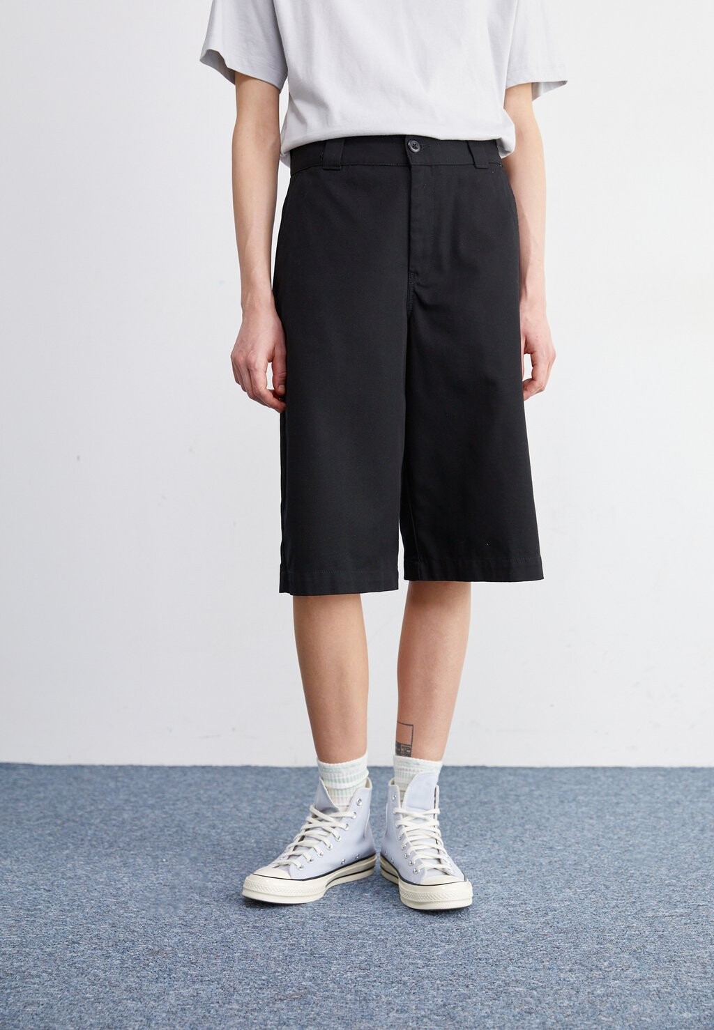 

Шорты Carhartt WIP, цвет black