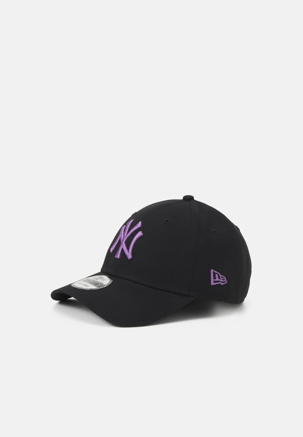 

Бейсболка New Era, черный