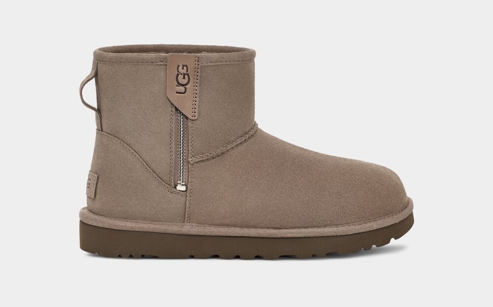 

Угги Classic Mini Bailey Zip UGG, коричневый
