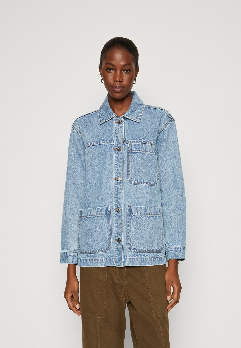 

Джинсовая куртка Drapey Shacket Abercrombie & Fitch, цвет medium indigo