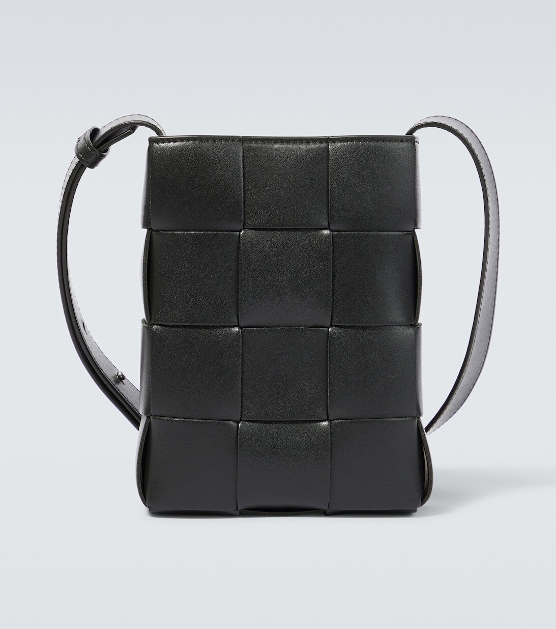 

Кожаный клатч Cassette Intreccio Bottega Veneta, зеленый
