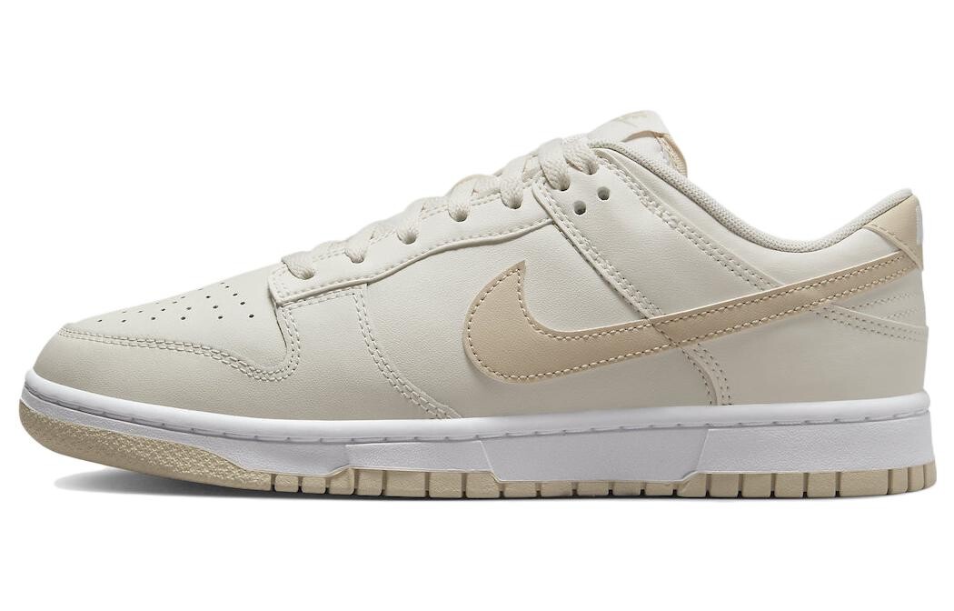 

Кроссовки Nike Dunk Low