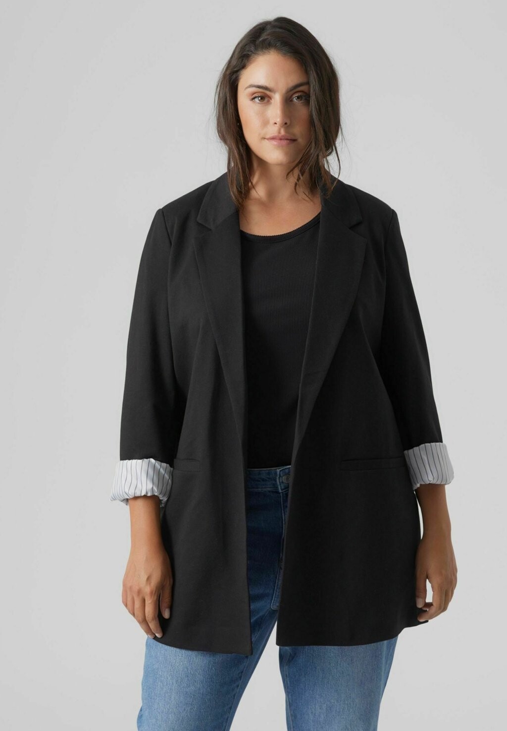 

Короткое пальто Vero Moda, черный