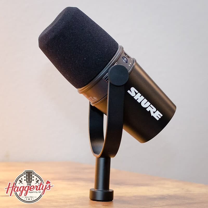 

Микрофон для подкастов Shure MV7 Dynamic USB Podcast Microphone