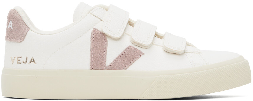 

Белые кожаные кроссовки Recife без хрома Veja, цвет White/Babe, Белый, Белые кожаные кроссовки Recife без хрома Veja, цвет White/Babe