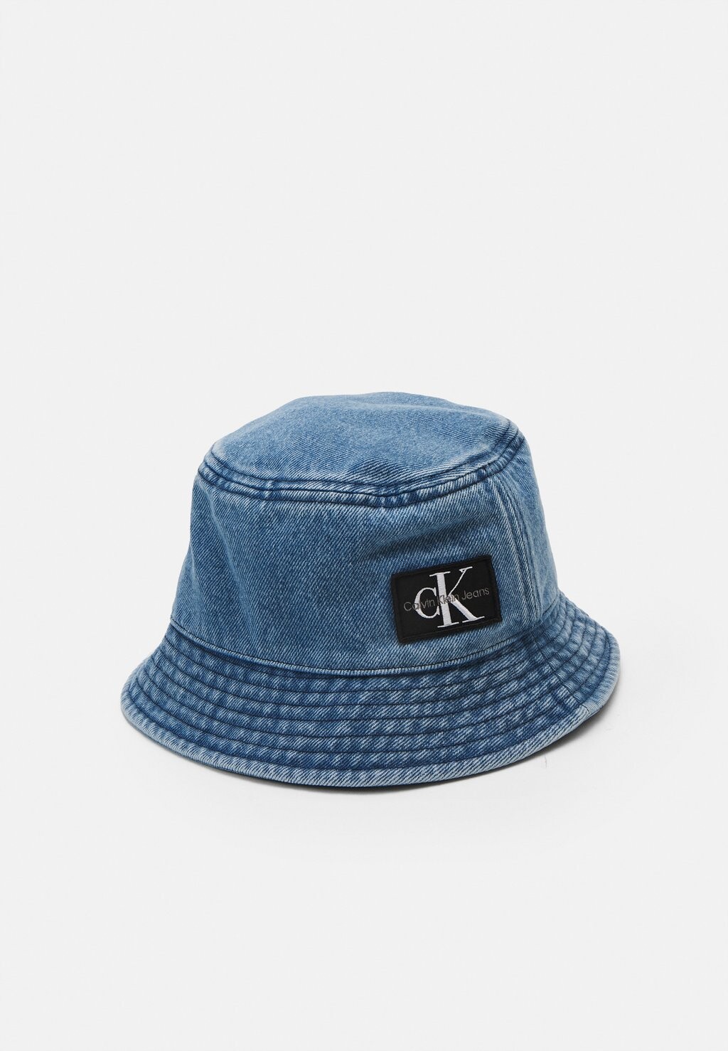 

Панама BUCKET UNISEX Calvin Klein Jeans, цвет denim medium