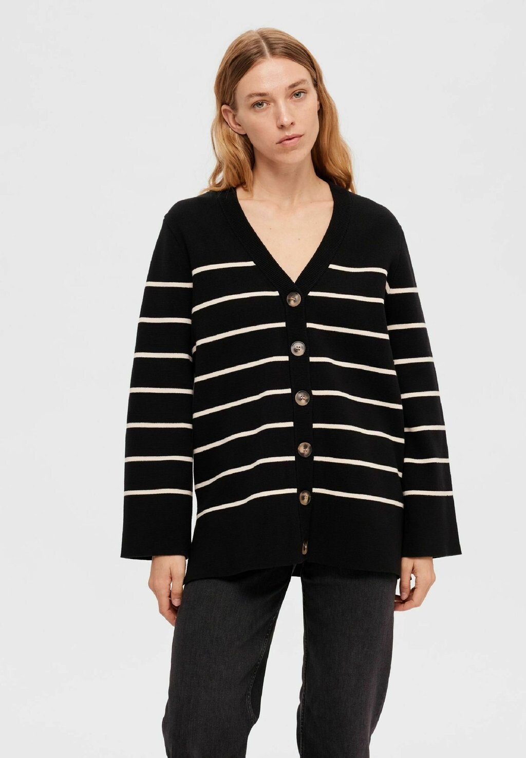 

Кардиган SLFLIVA LS LONG NOOS Selected Femme, черный