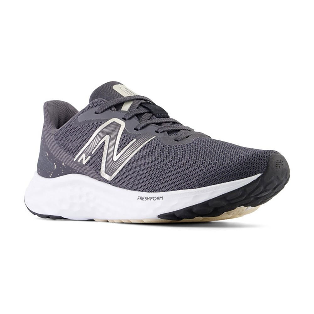 

Кроссовки New Balance Fresh Foam Arishi V4, серый