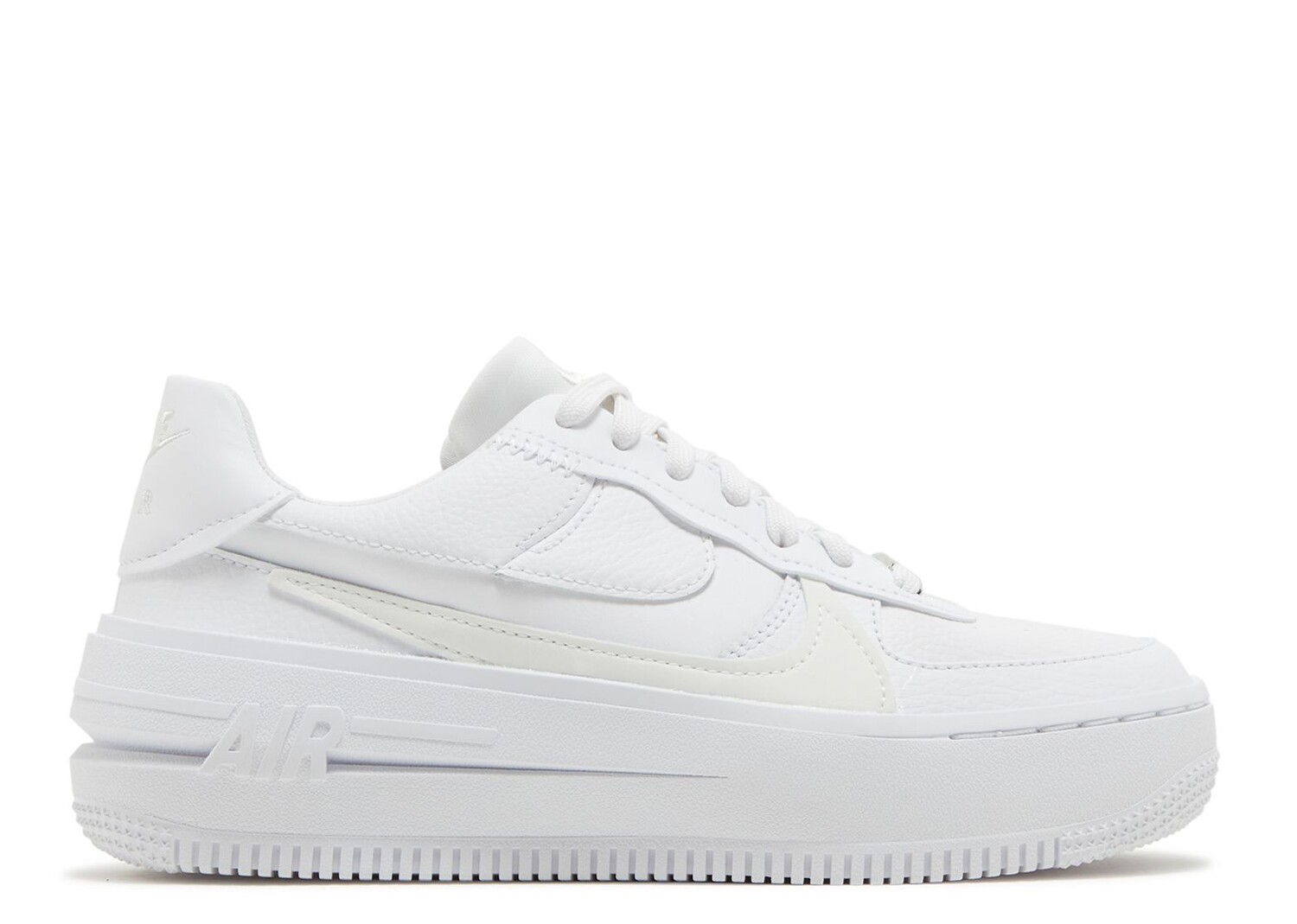 

Кроссовки Nike Wmns Air Force 1 Plt.Af.Orm 'Triple White', белый