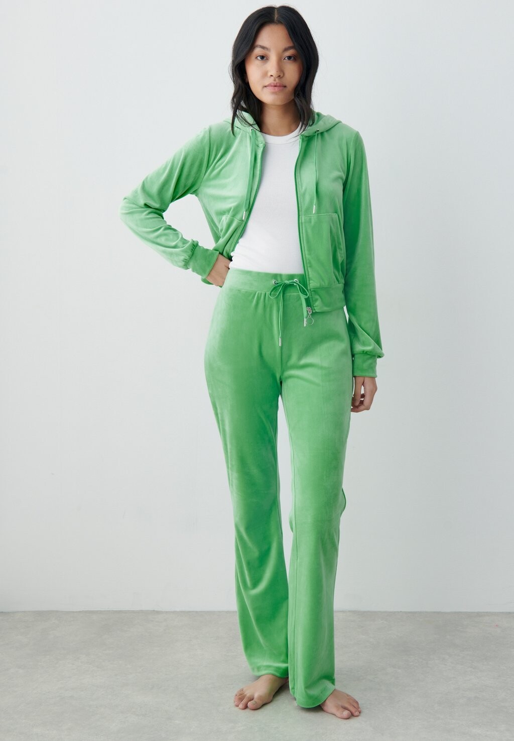 

Спортивные брюки Gina Tricot, Зеленый