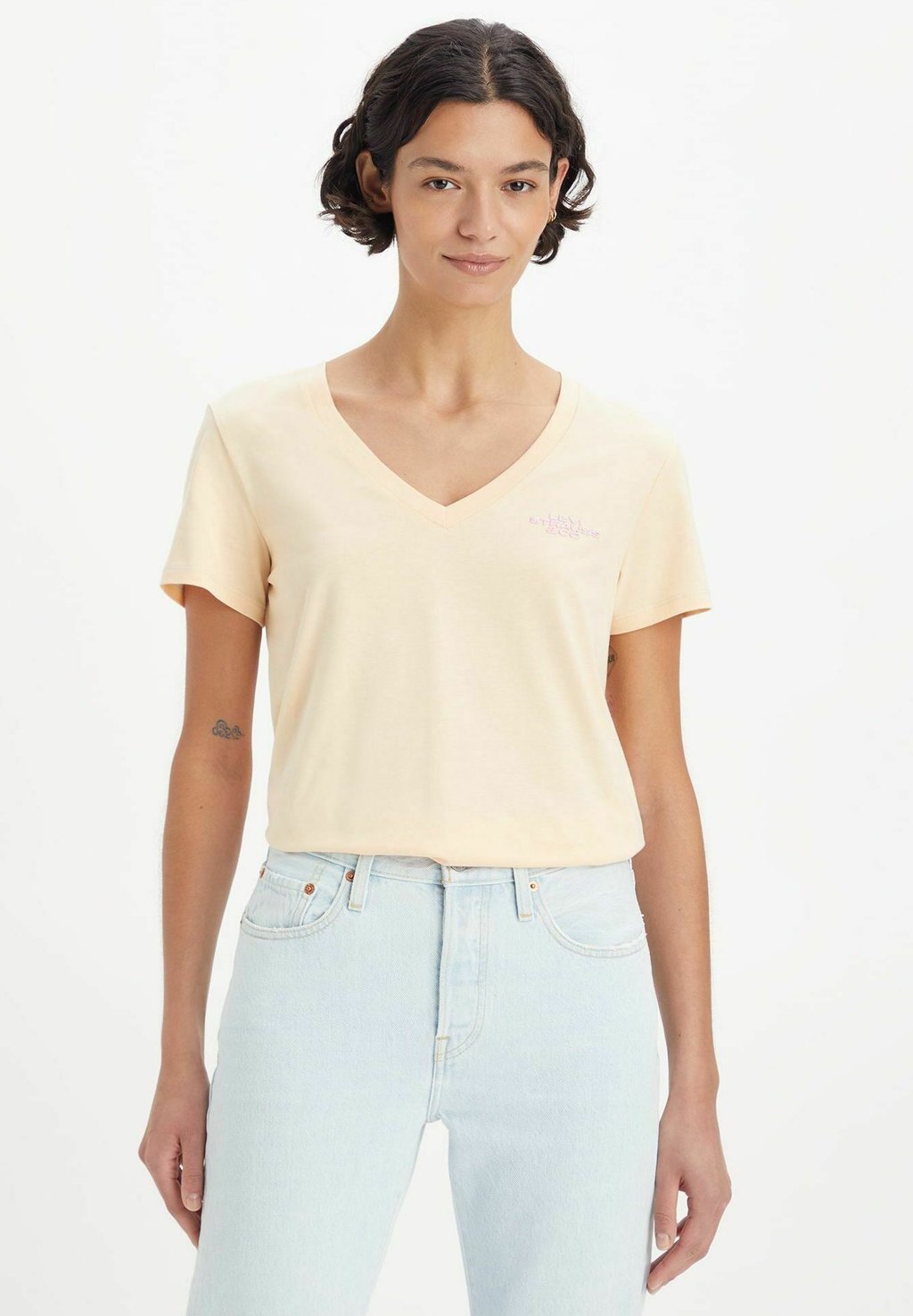 Базовая футболка GRAPHIC PERFECT VNECK Levi's, бежевый футболка levi´s graphic perfect vneck желтый