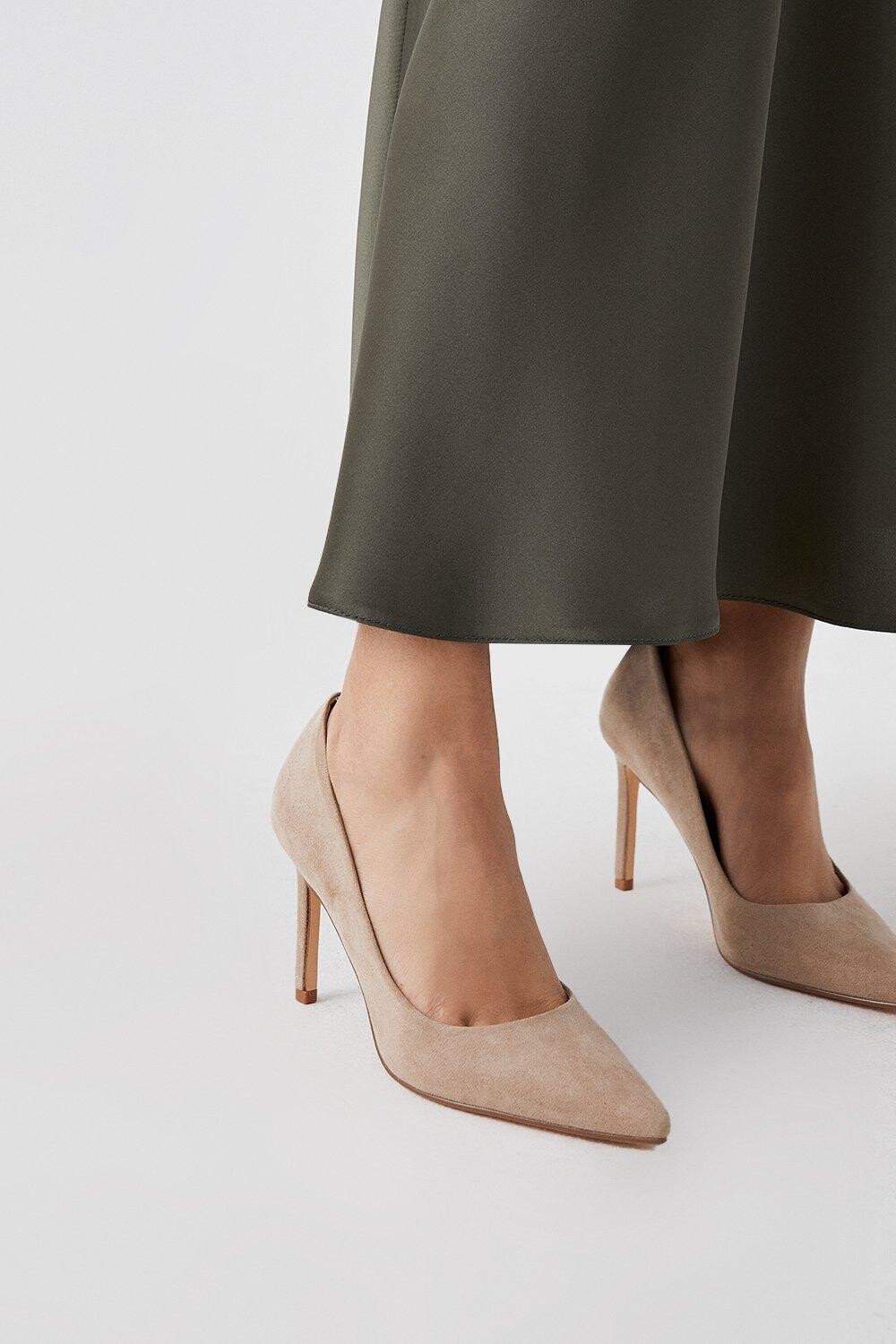 

Туфли-лодочки Dash с острым носком Dorothy Perkins, бежевый