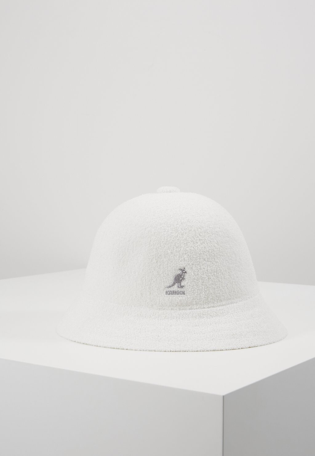 

Шапка Kangol, белый