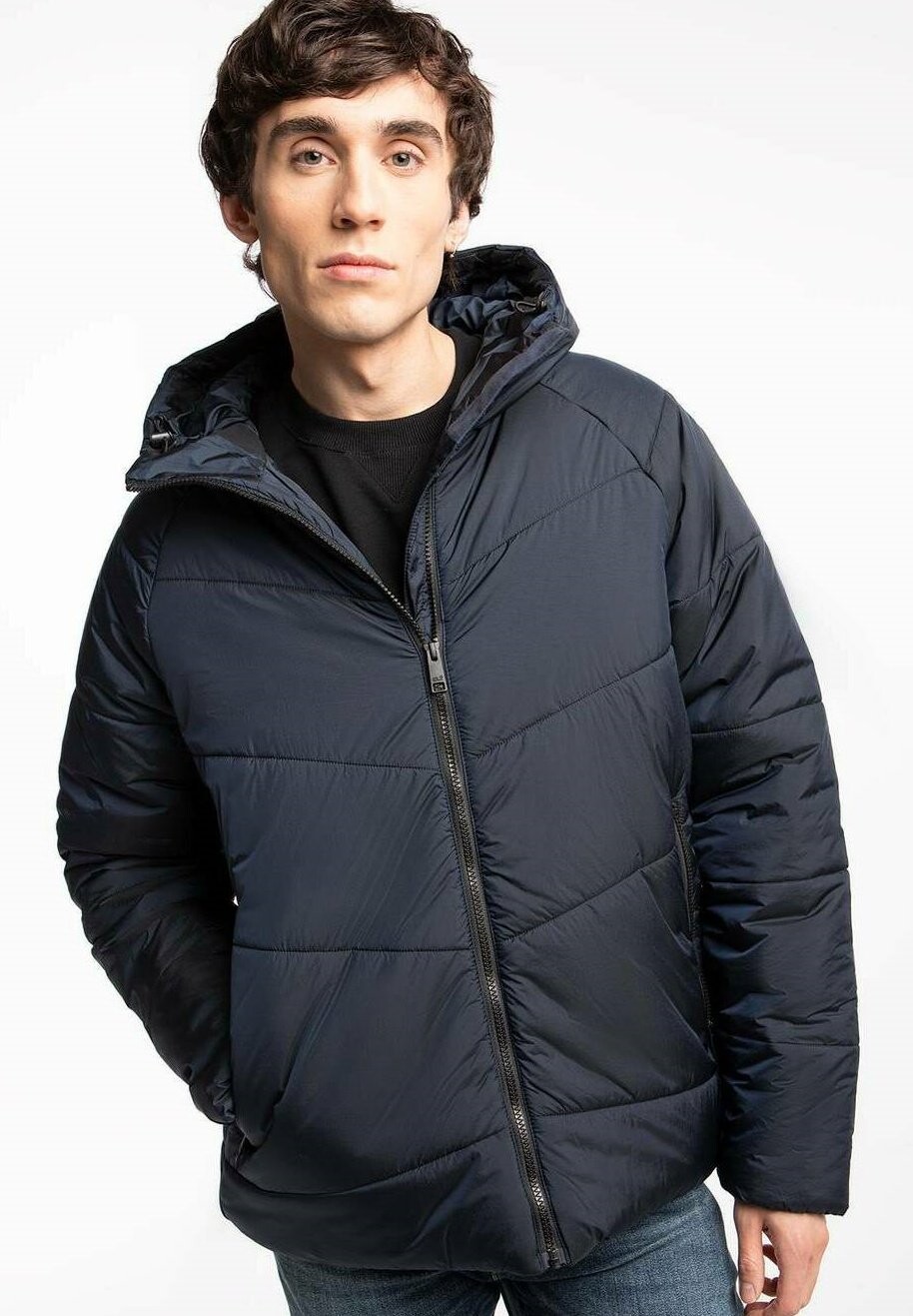 

Куртка зимняя Jack Wolfskin