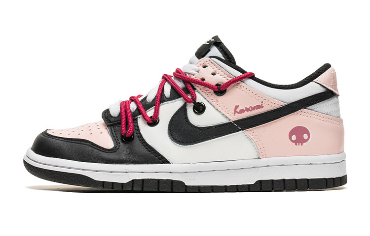 

Женские кроссовки для скейтбординга Nike Dunk