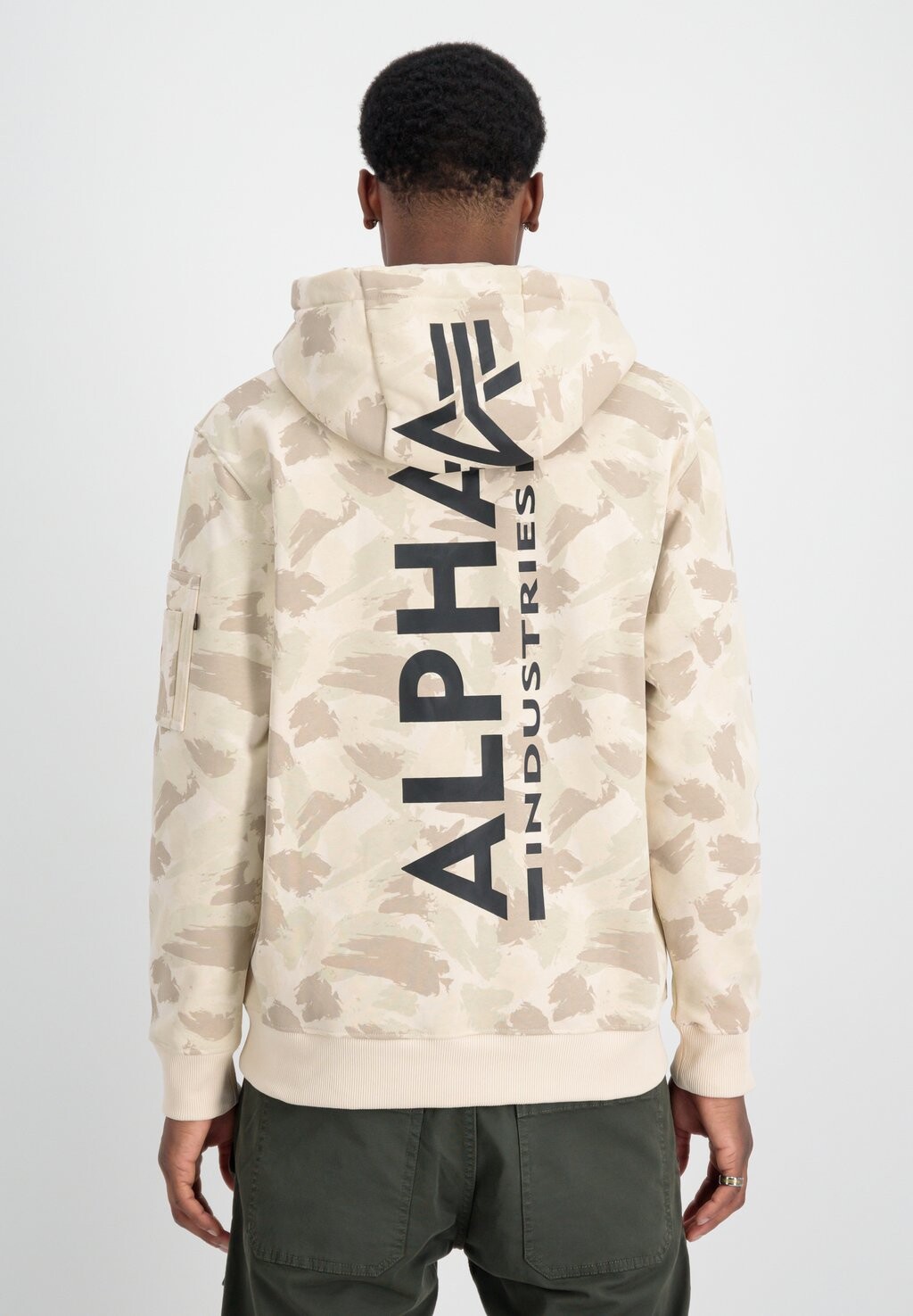 

Толстовка Camo Alpha Industries, цвет sand camo