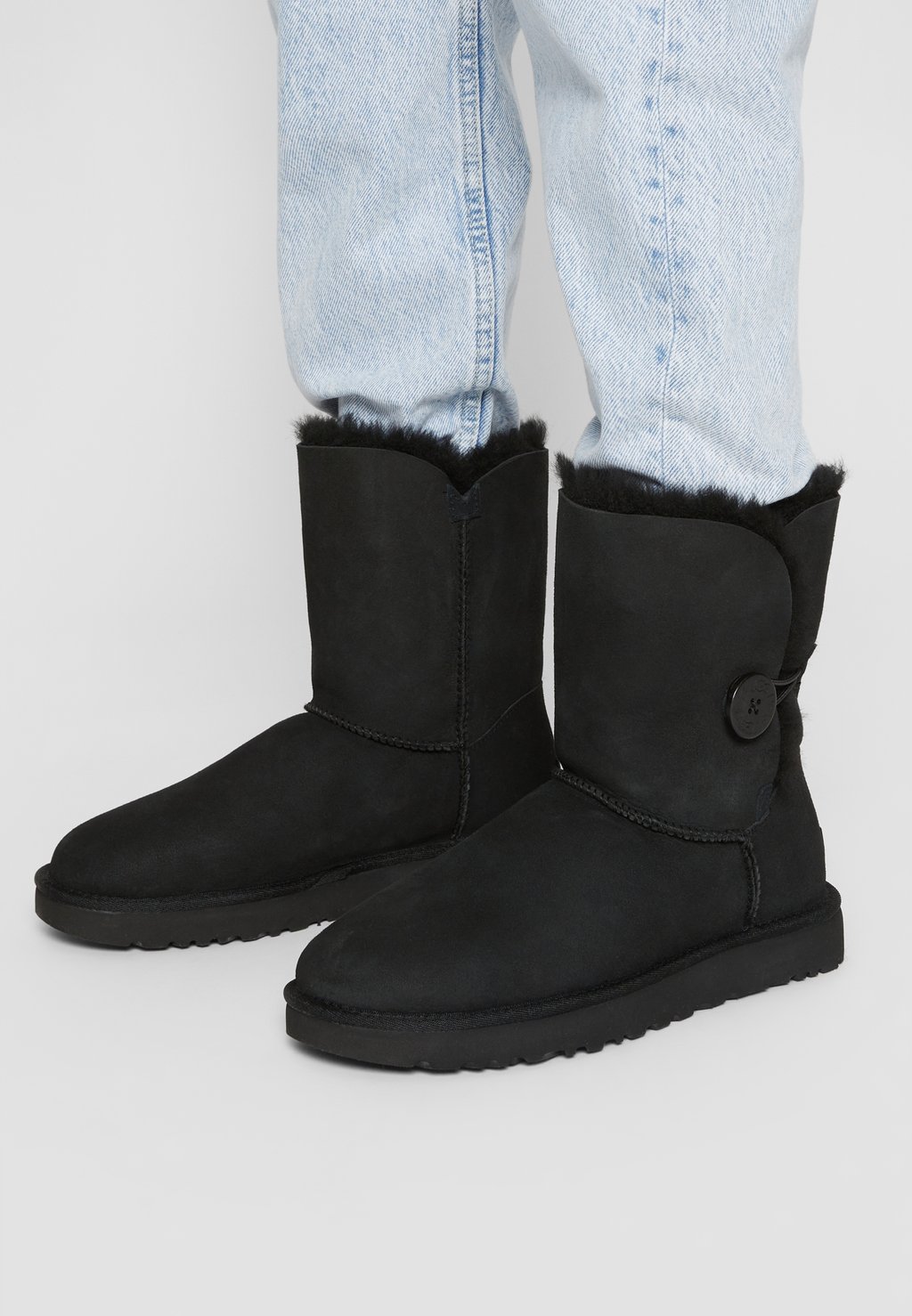 

Угги женские UGG, черный