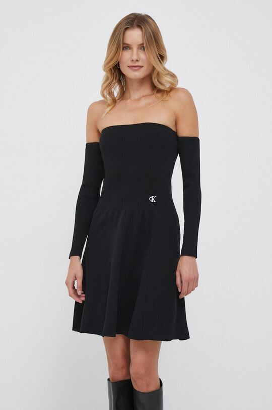 

Платье Calvin Klein Jeans, черный