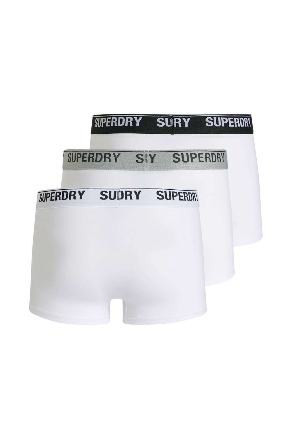 

В упаковке 3 труса-боксера белого цвета. Superdry
