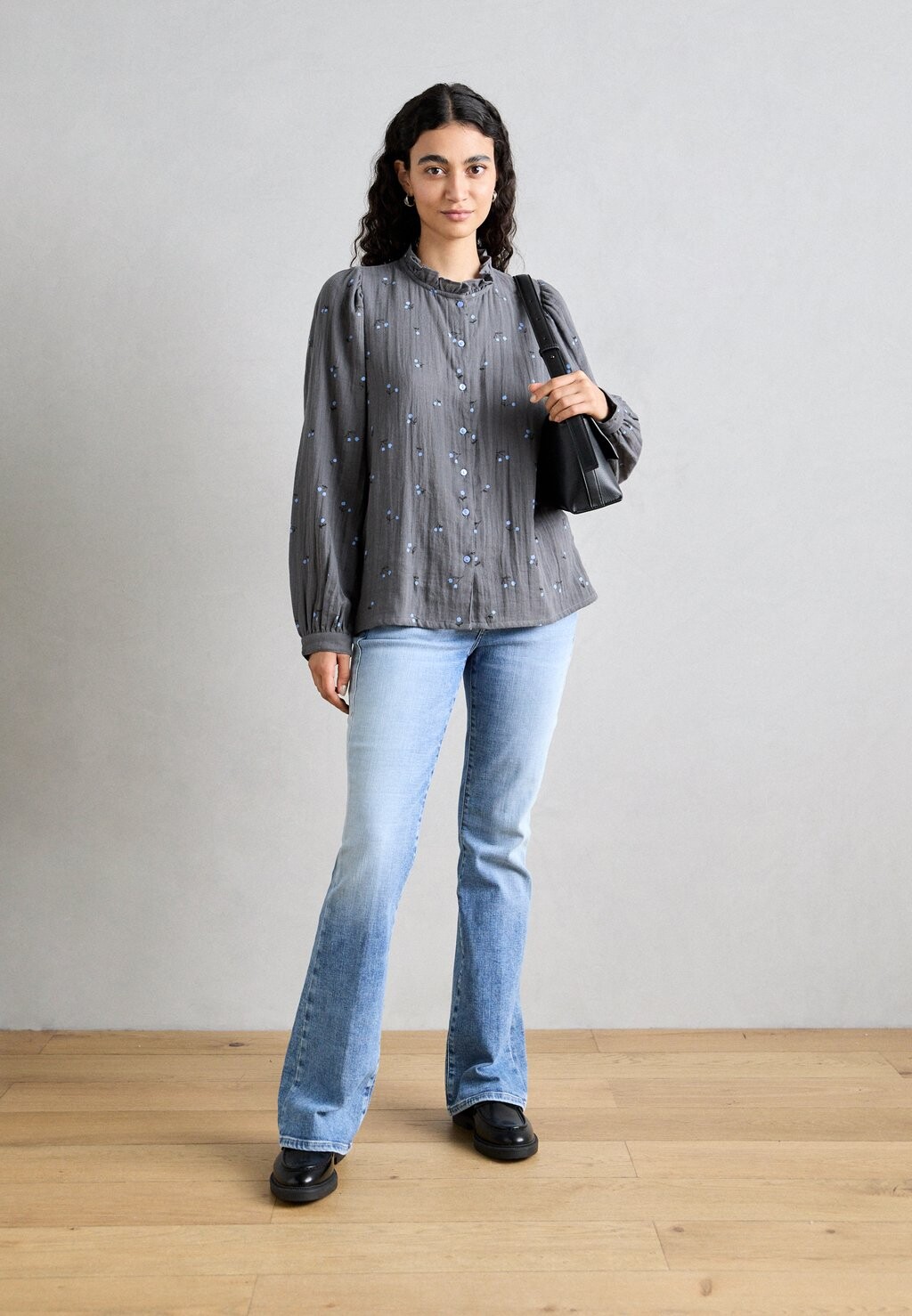 

Блузка на пуговицах SHIRT Lollys Laundry, сине-серый