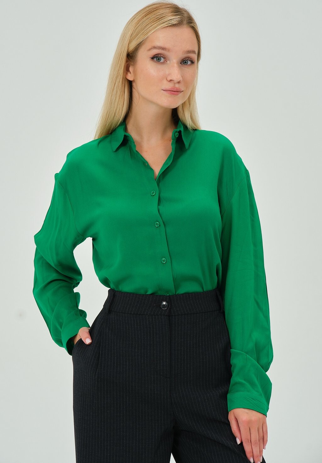 

Блузка на пуговицах LONG SLEEVE KATIE Basics and More, зеленый