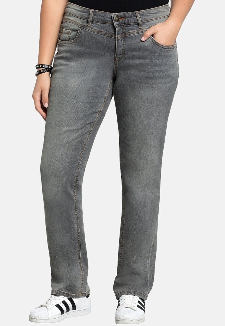 

Джинсы Bootcut Sheego