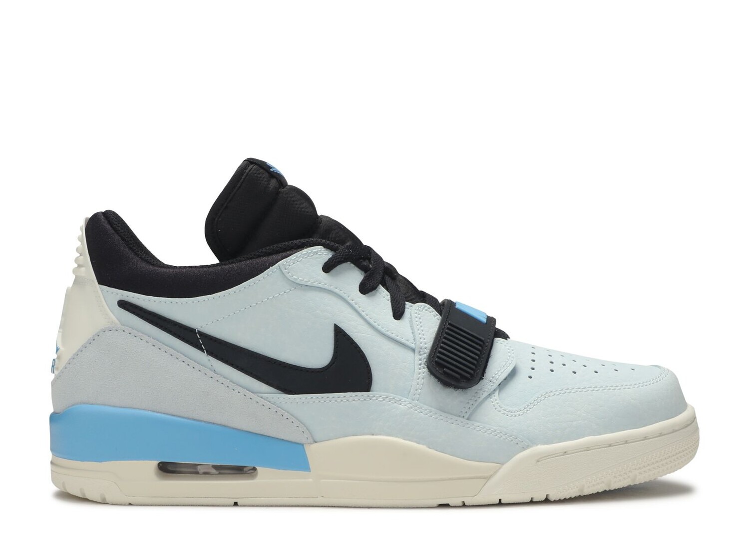 Кроссовки Air Jordan Jordan Legacy 312 Low 'Pale Blue', синий