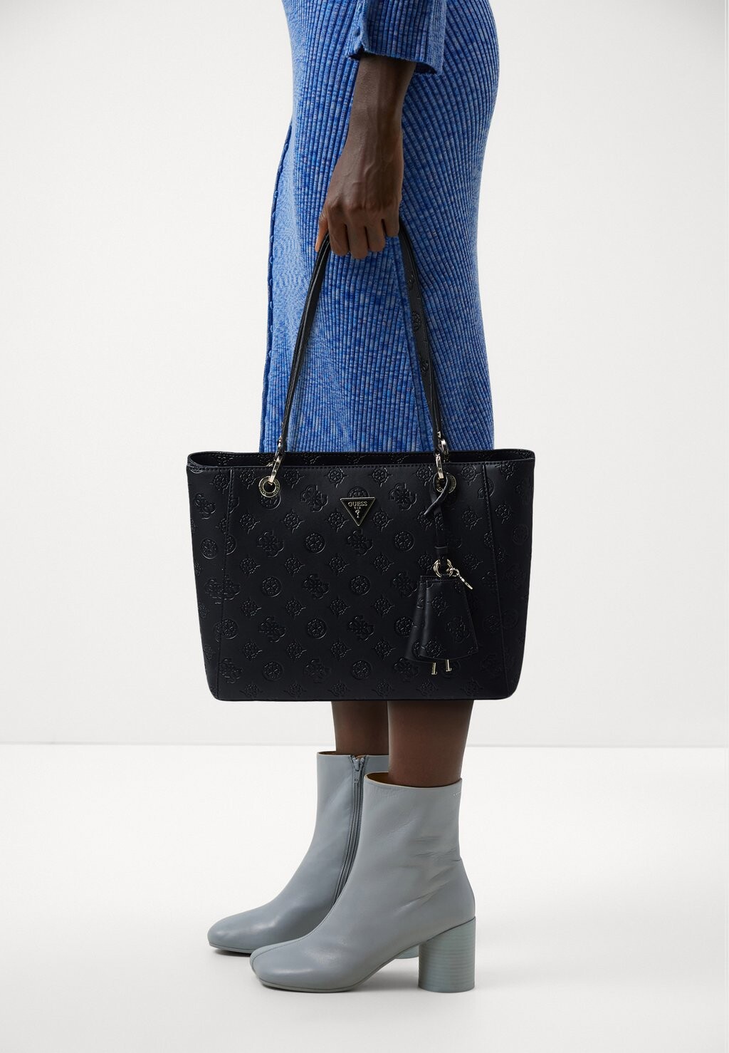 

Сумка JENA Guess, цвет black