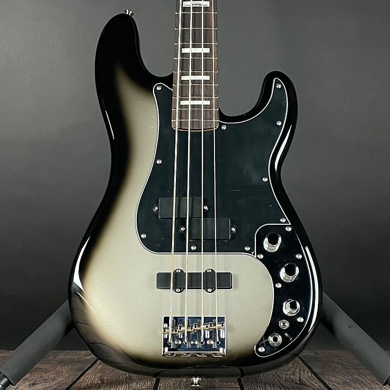 Басс гитара Fender Troy Sanders Precision Bass, Rosewood Fingerboard- Silverburst