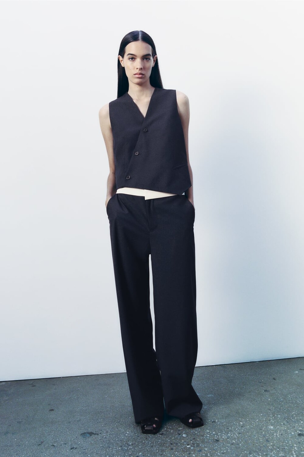 

Асимметричный жилет ZARA, темно-синий