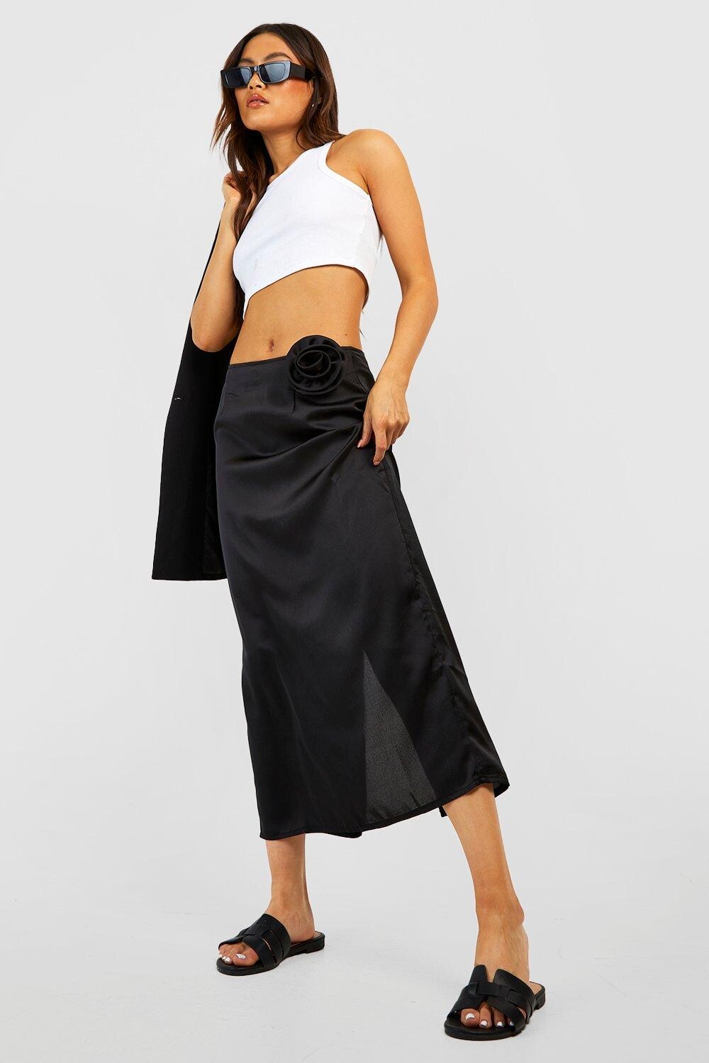 

Атласная юбка миди с розовым корсажом Boohoo, черный