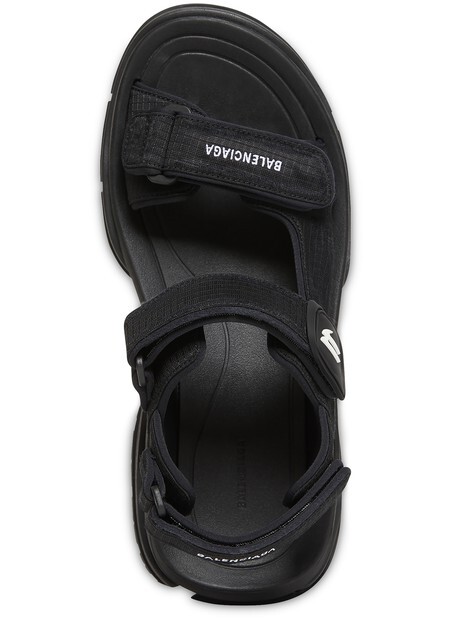 

Сандалии Balenciaga