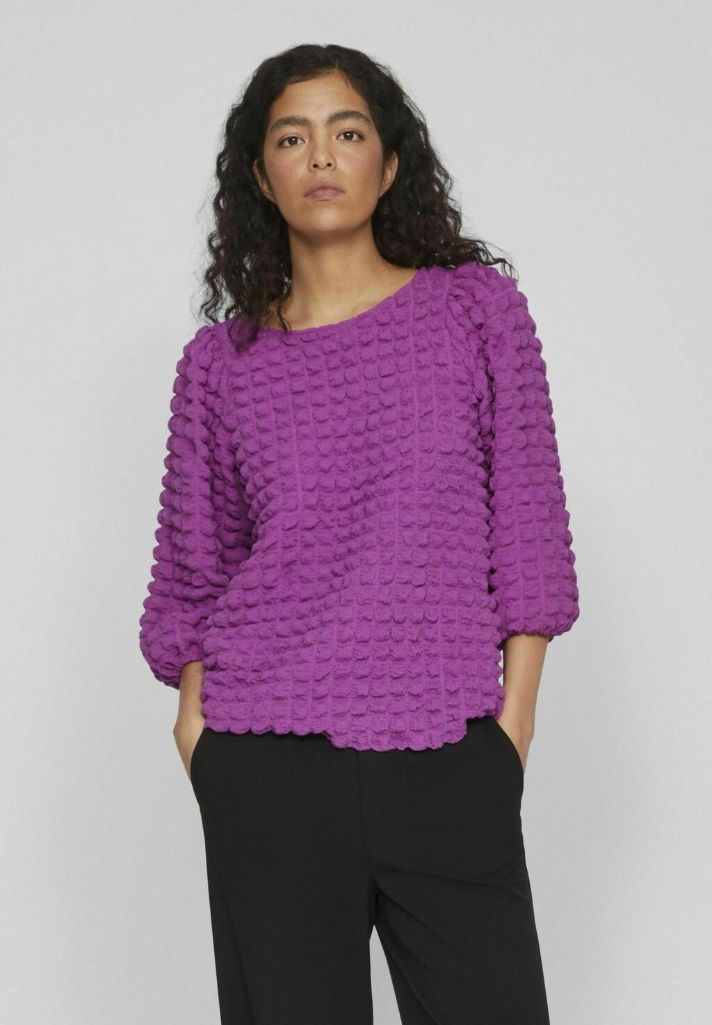 

Блузка Mit 3/4 Ärmeln V-Neck Back VILA, цвет cattleya orchid