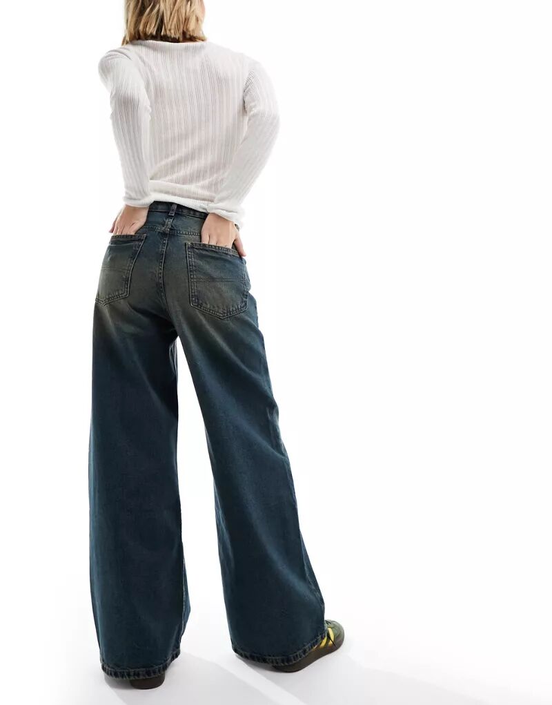 Широкие джинсы COLLUSION X013 грязно-белого цвета со средней посадкой на талии