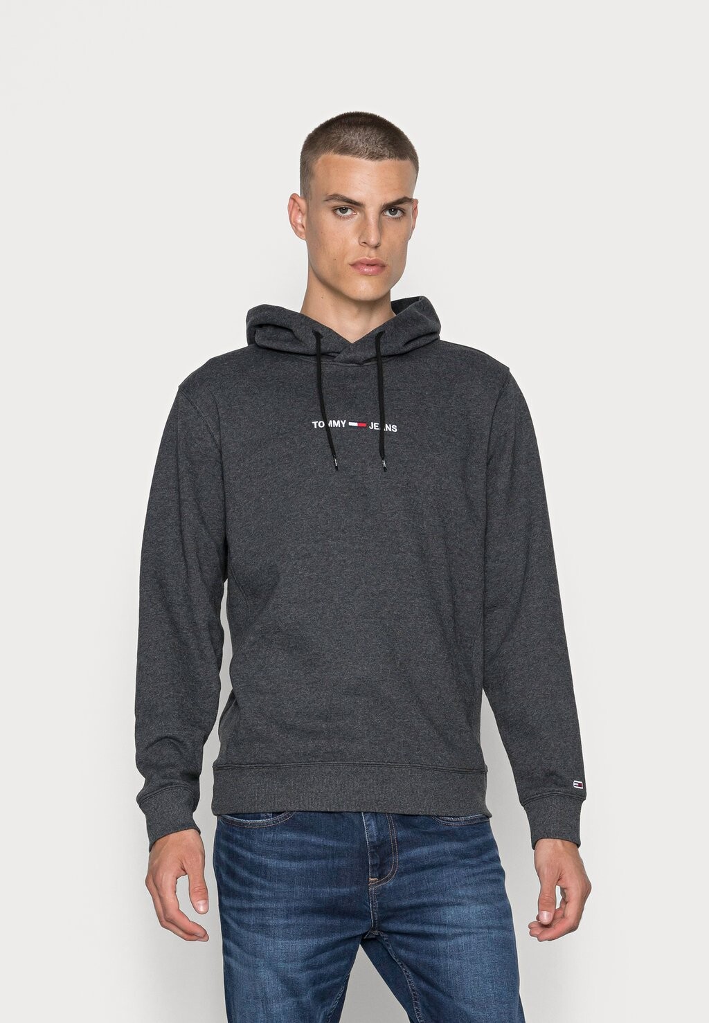 

Худи Tommy Jeans, черный