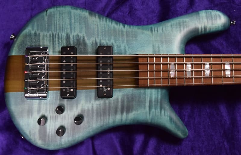 

Басс гитара Spector Euro 5 RST, Turquoise Tide w/ Roasted Maple