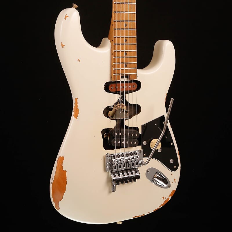 

Электрогитара EVH Frankenstein Series Relic Electric, White 7lbs 6.4oz