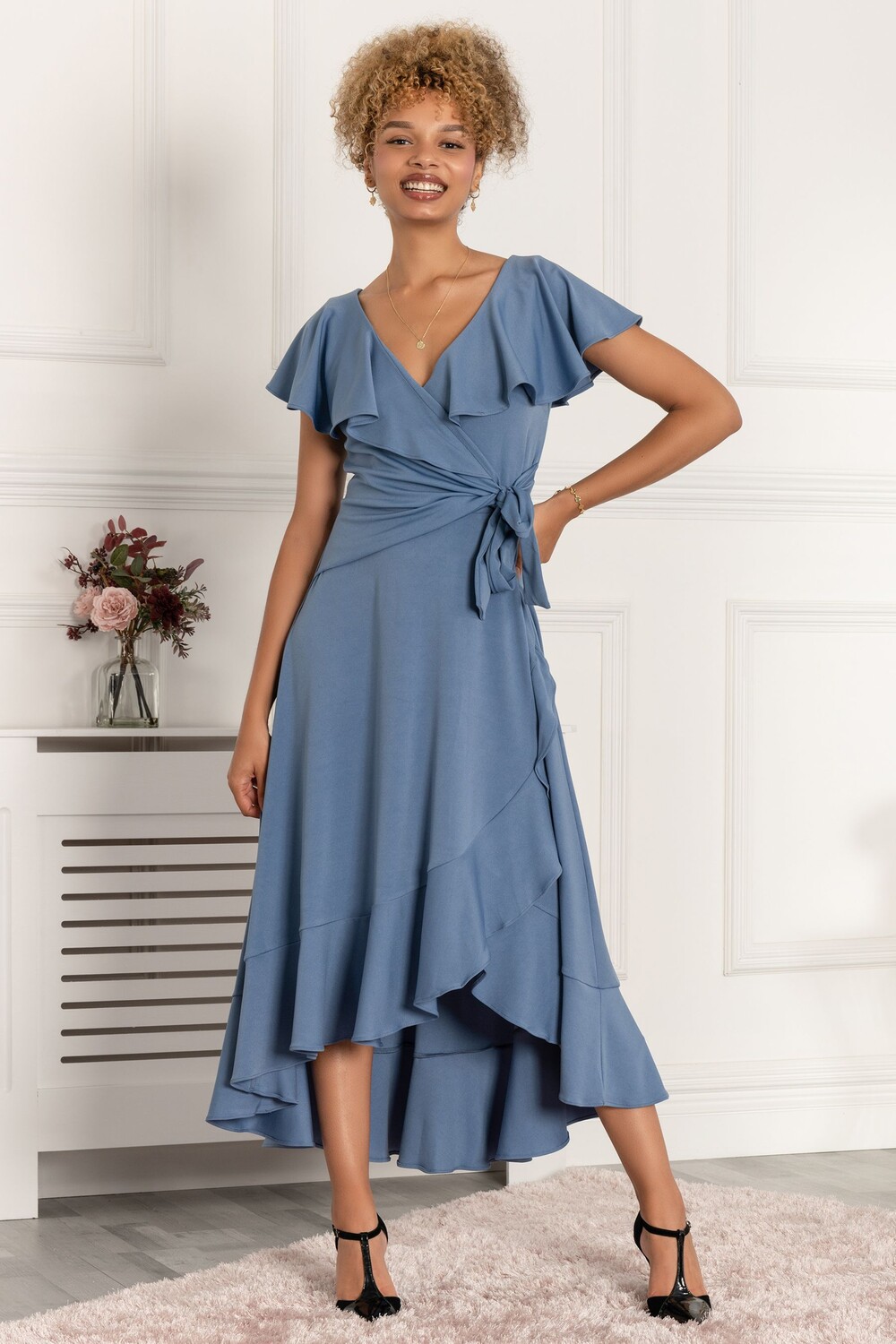 

Синее платье Priya с рюшами и длинной спиной Jolie Moi, синий