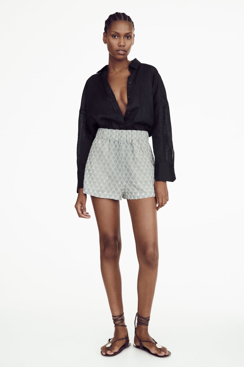 

Шорты-бермуды с вышивкой ZARA, экру
