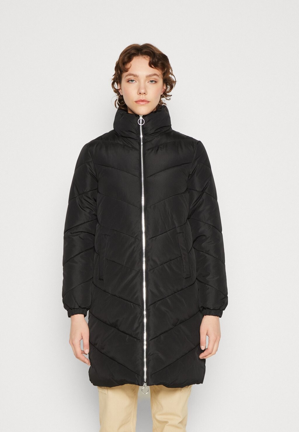 

Зимнее пальто Jdynewfinno Long Padded Jacket JDY, цвет black/silver
