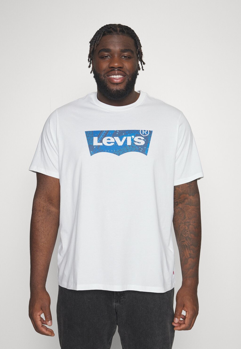 

Футболка с принтом Levi's, белый