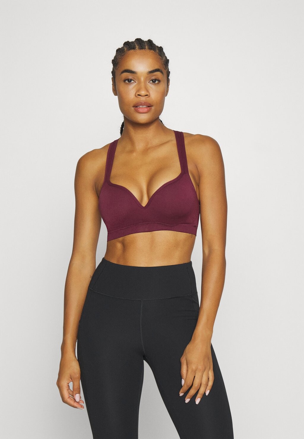 

Спортивные бюстгальтеры средней поддержки ONPMARTINE BRA ONLY Play, бордо