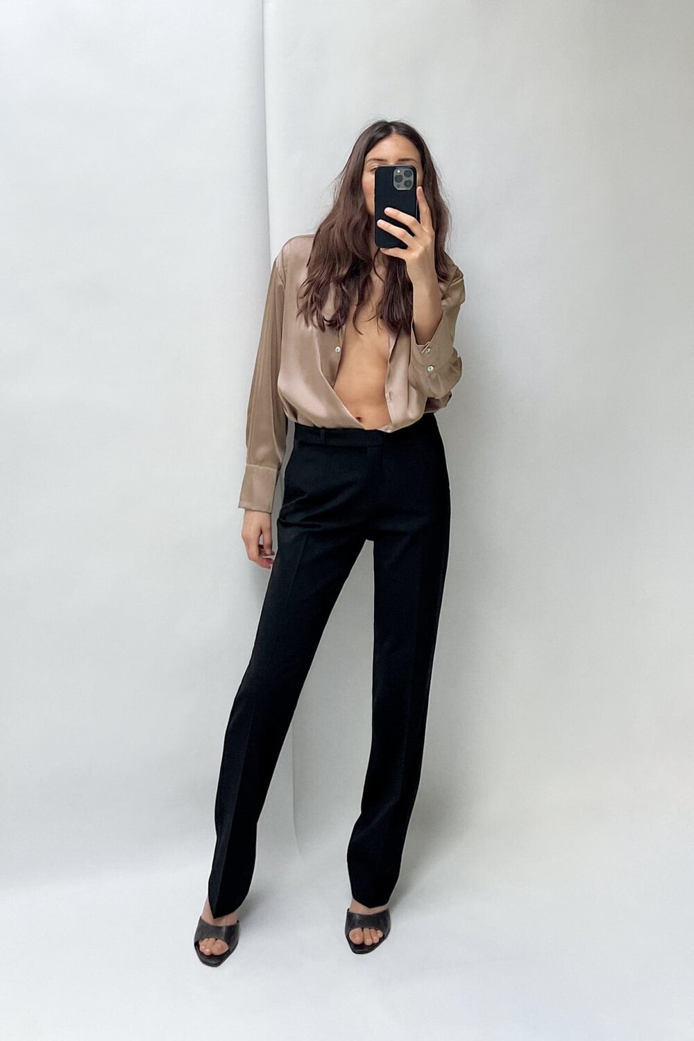 

Укороченные брюки со средней посадкой ZARA, черный