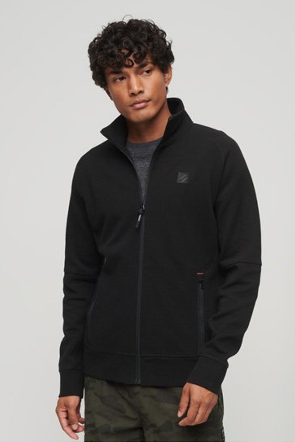 

Свободный спортивный топ Tech Superdry, черный