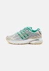 

Кроссовки ADISTAR CUSHION UNISEX adidas, серебряный