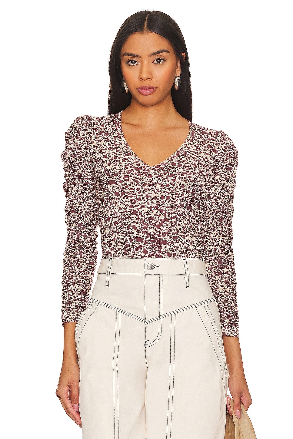 

Топ Nation LTD Renee Shirred Sleeve V-neck, цвет Masquerade