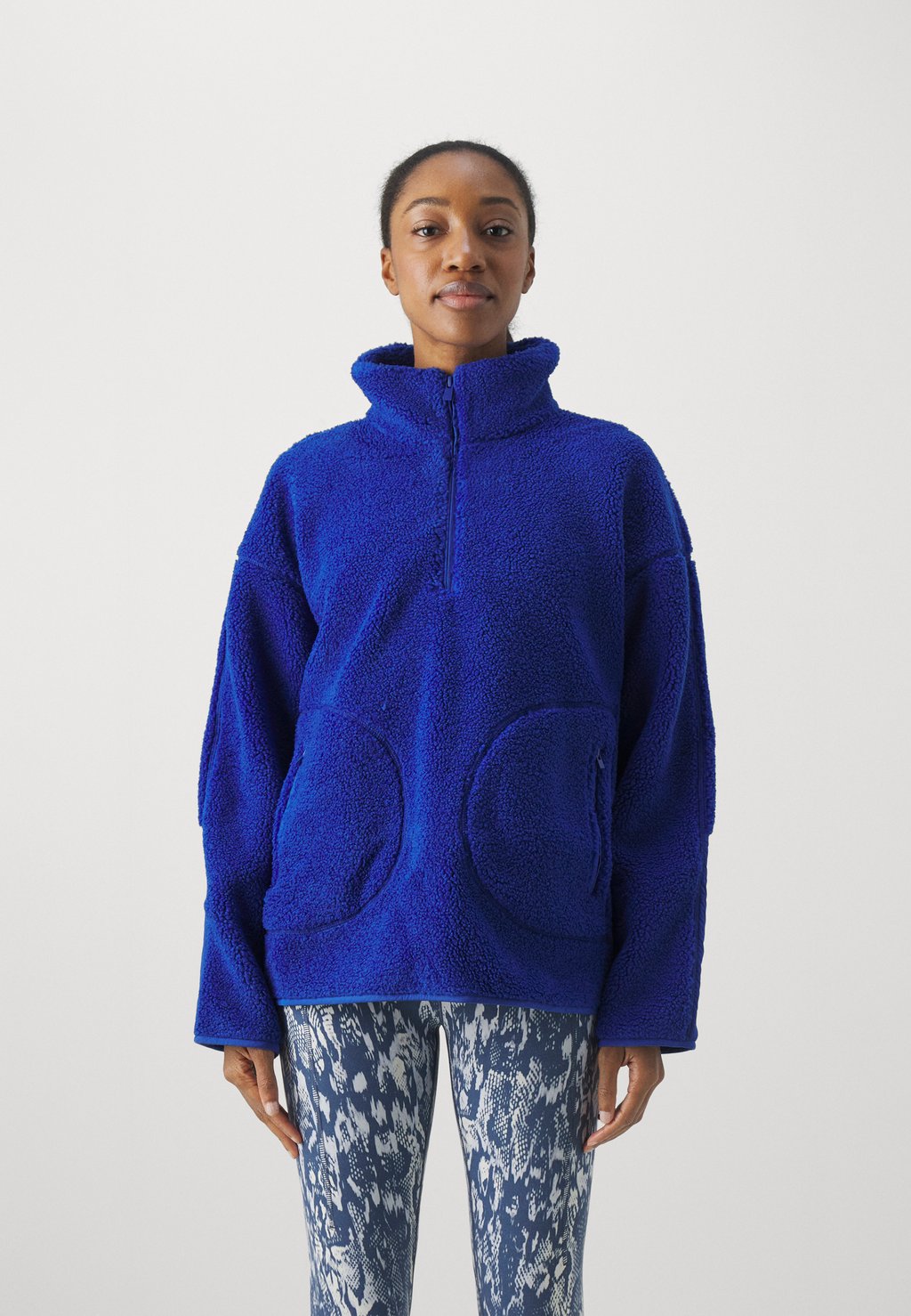 

Флисовый пуловер TEXTURED HALF ZIP Sweaty Betty, цвет lightning blue